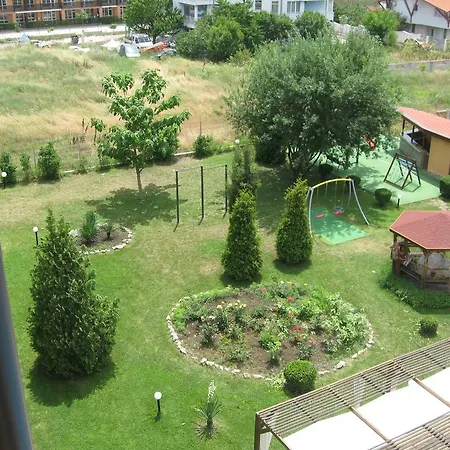 Chateau Aheloy מלון דירות 3*