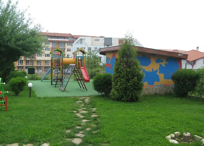 شقة فندقية Chateau Aheloy 3*