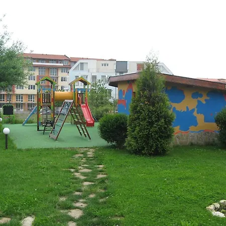 Hotel de apartamente Chateau Aheloy 3*