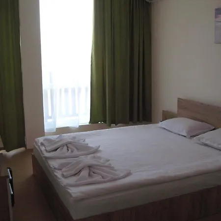 Hotel de apartamente Chateau Aheloy Pomorie