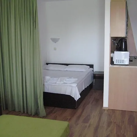 Chateau Aheloy 3* Pomorie