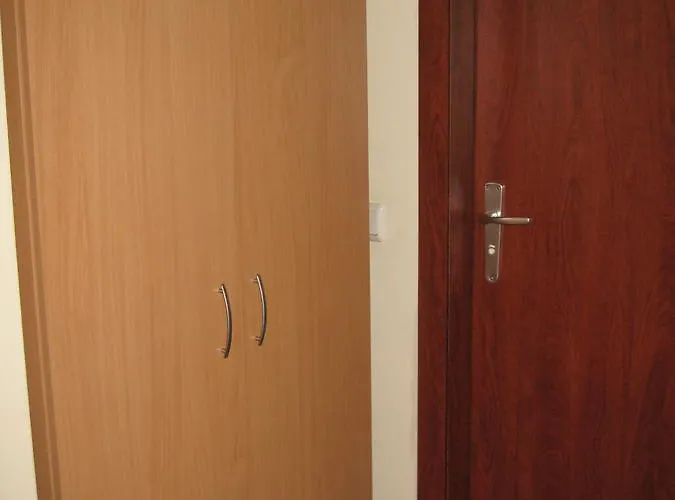 Chateau Aheloy Hotel apartamentowy 3*